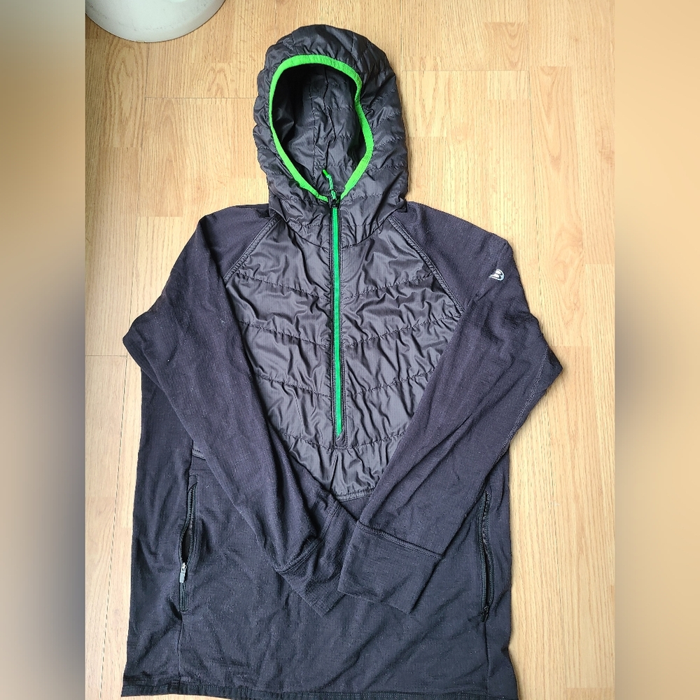 Icebreaker jacket size large